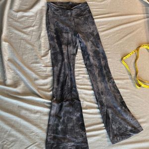Lululemon High Rise Groove Flare Pants Full-On® Luxtreme 32" in diamond dye